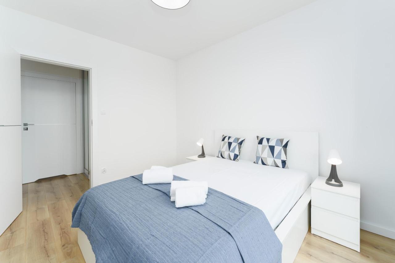 Apartament Morski Navigator By Holidaysun Kolberg Exterior foto